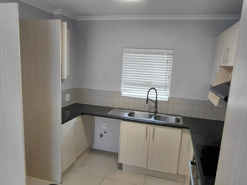 Apartment in Waves Edge - Photo 7