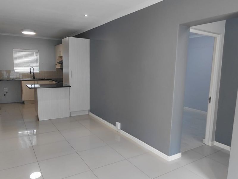 Apartment in Waves Edge - Photo 4
