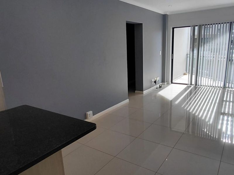 Apartment in Waves Edge - Photo 3