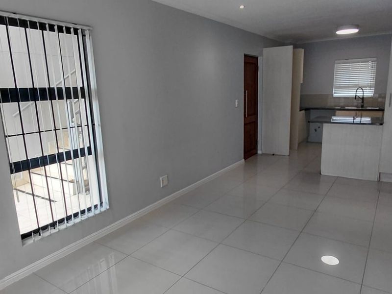 Apartment in Waves Edge - Photo 2