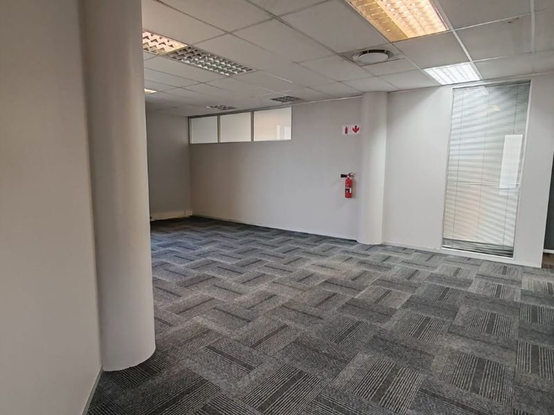 Office To Rent in Umhlanga, KwaZulu Natal - Photo 8