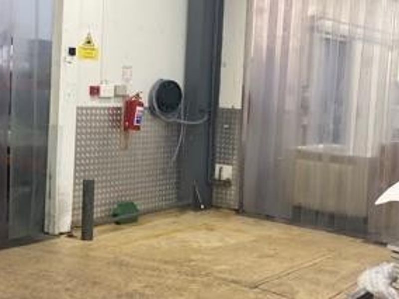 Factory For Sale in Clayville, Kempton Park - Photo 9