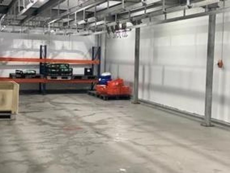 Factory For Sale in Clayville, Kempton Park - Photo 8