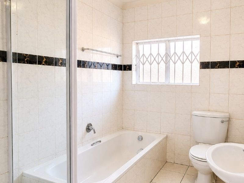 Townhouse For Sale Modern, Move-In Ready Simplex in the Heart of Cleland - Photo 7