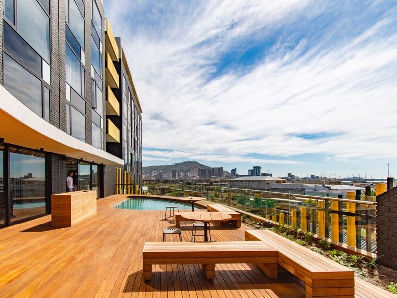Furnished Studio Apartment For Sale in Woodstock, Cape Town - Photo 1