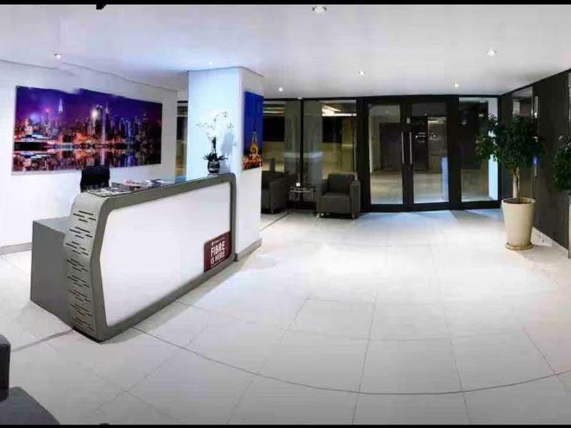 Studio apartment For Sale in Bedfordview - Photo 5