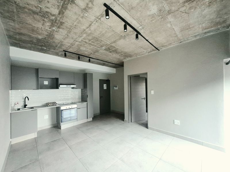Stylish Lock Up and Go Living at Black Brick St Andrews - Photo 3