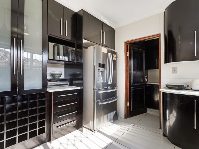 House For Sale in Birch Acres, Kempton Park - Photo 8