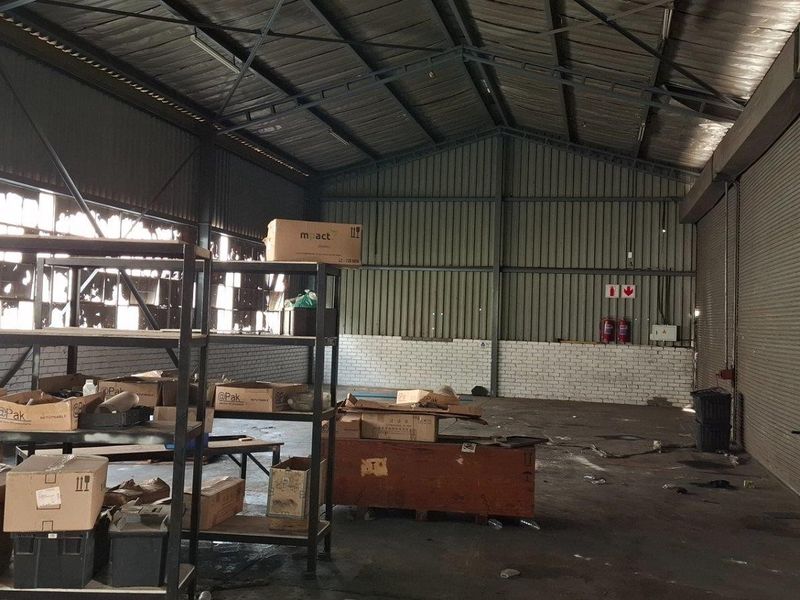 Industrial Property To Rent in Spartan, Kempton Park - Photo 9