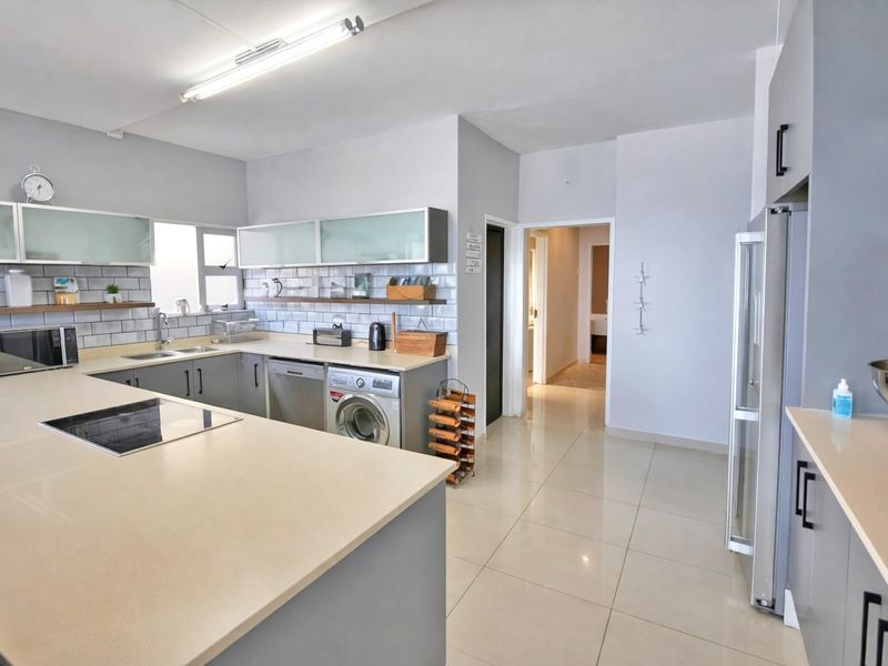 Potential Air Bnb - Beachfront Living with Spectacular Ocean Views - Umdloti Beach! - Photo 5