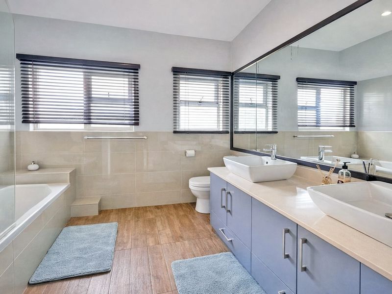 Potential Air Bnb - Beachfront Living with Spectacular Ocean Views - Umdloti Beach! - Photo 8