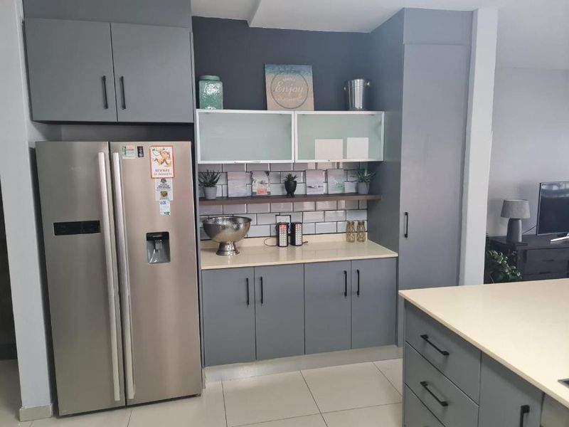 Potential Air Bnb - Beachfront Living with Spectacular Ocean Views - Umdloti Beach! - Photo 6