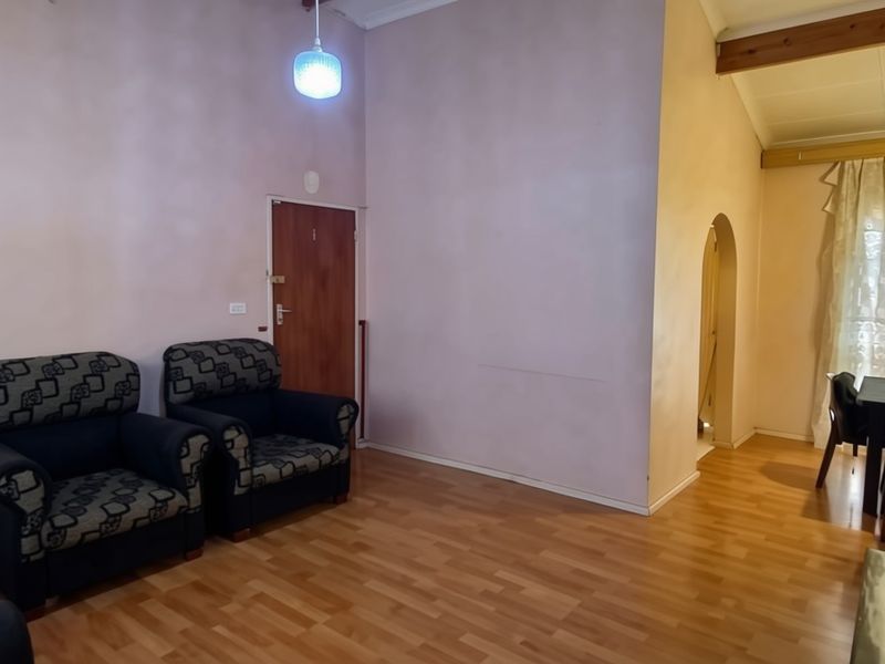 House For Sale in Lenasia South Ext 1, Johannesburg - Photo 7