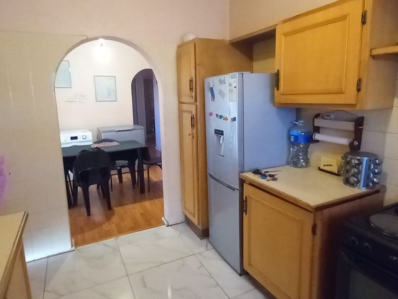 House For Sale in Lenasia South Ext 1, Johannesburg - Photo 5