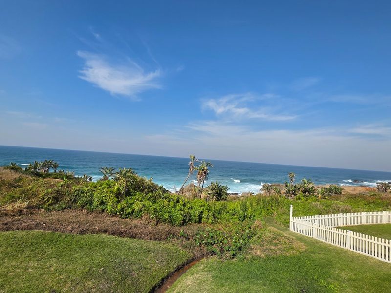 4 Bedroom Beachfront home Leisure Bay, Port Edward, KwaZulu Natal - Photo 4