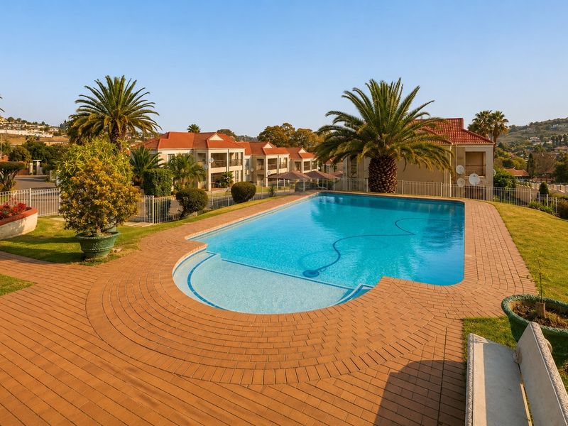 Modern Upstairs 2 Bedroom Apartment For Sale in Aquila, Oakdene - Photo 6