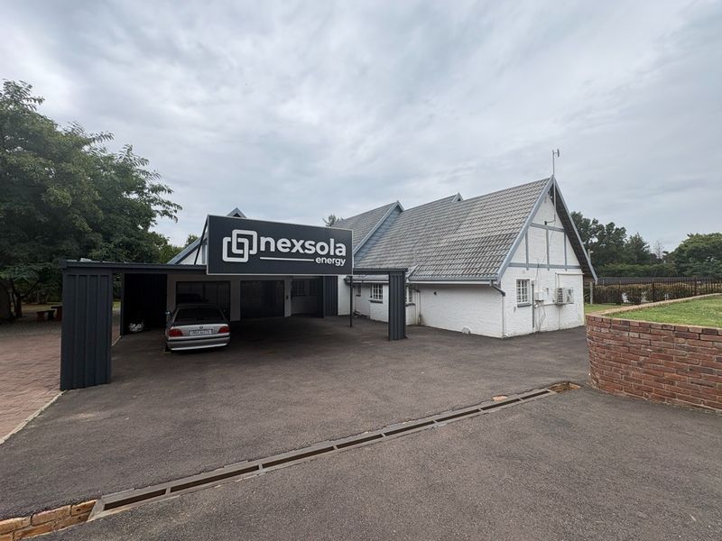 2.3 ha farm for sale in Crowthorne AH - business or residential use - Photo 4