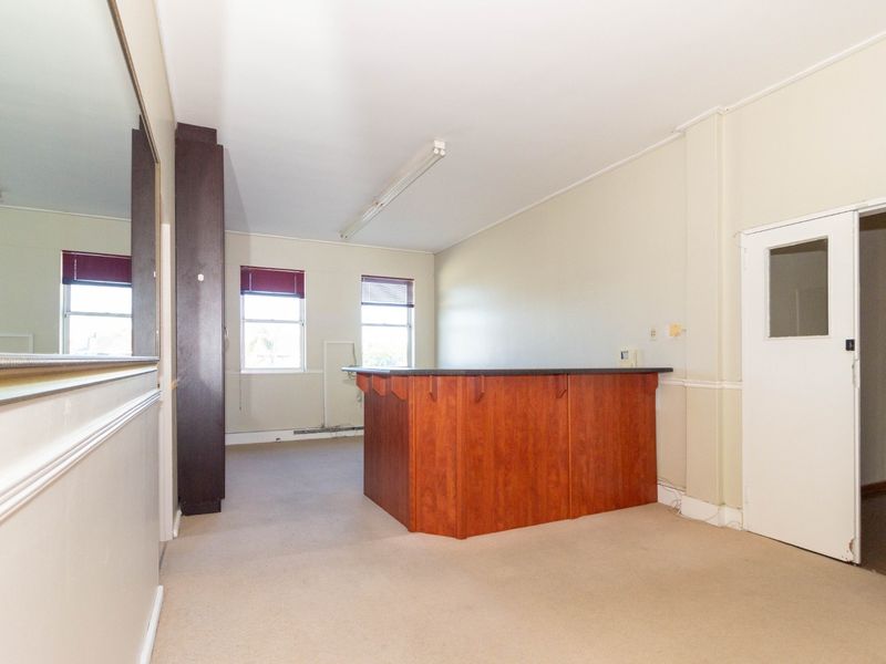 Spacious First Floor Office to Let in Summerstrand | 77 sqm - Photo 4