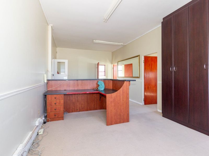 Spacious First Floor Office to Let in Summerstrand | 77 sqm - Photo 5