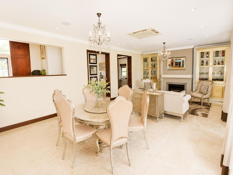 Grand Waterstone Estate opportunity with top floor sky-deck! - Photo 5