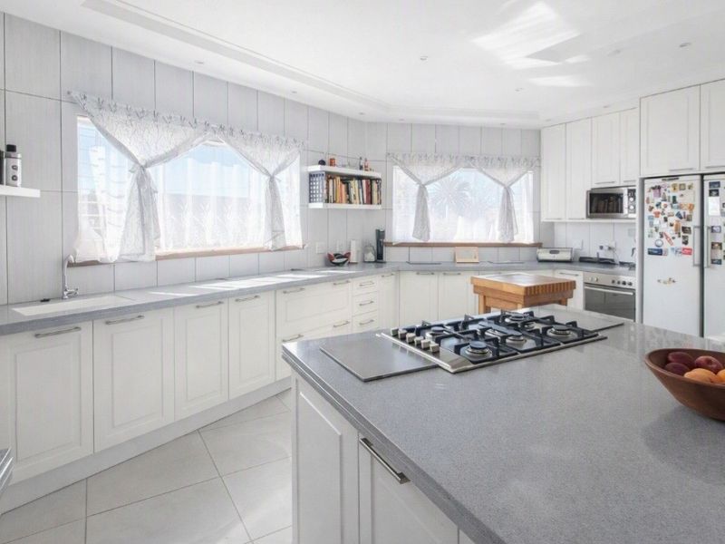 House For Sale in Henley On Klip, Meyerton with Flat - Photo 6