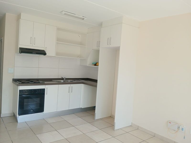 Apartment To Rent in Cloverdene, Benoni - Photo 2