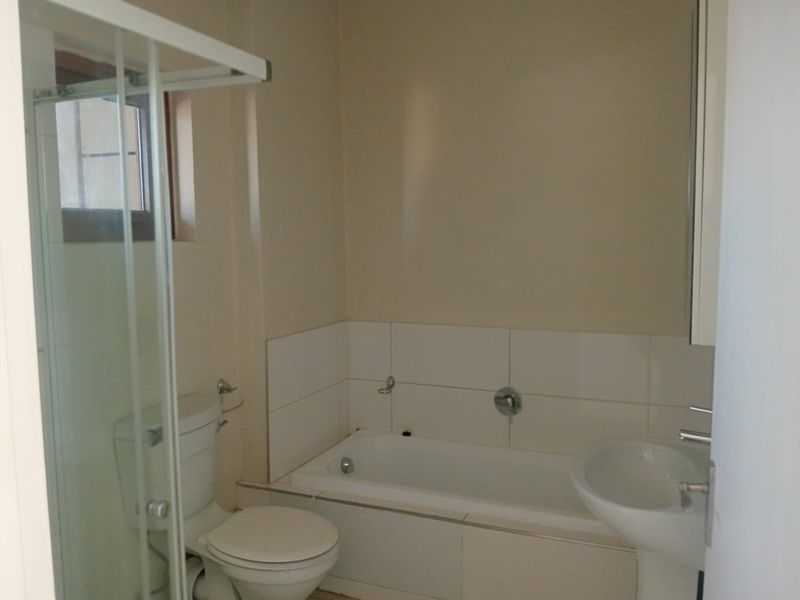 Apartment To Rent in Cloverdene, Benoni - Photo 8