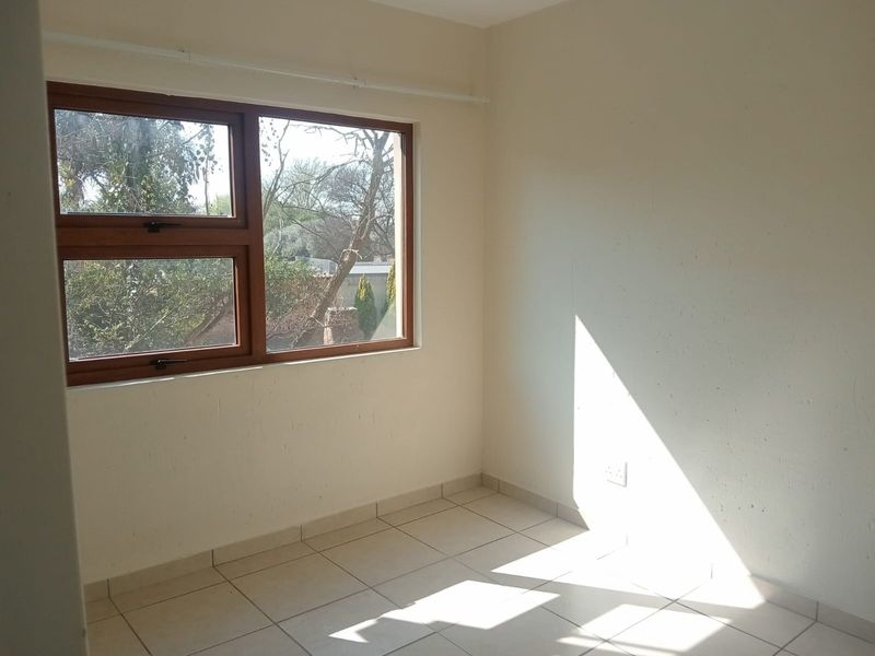 Apartment To Rent in Cloverdene, Benoni - Photo 6