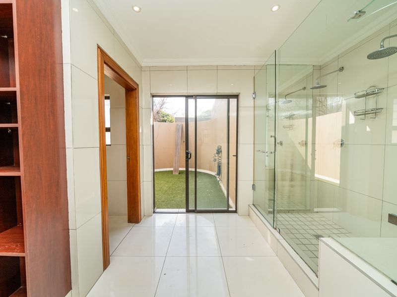 Cluster For Sale in Bedfordview - Photo 8