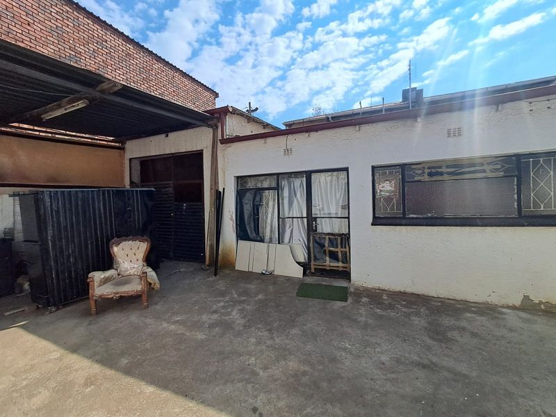 House For Sale in Judiths Paarl, Johannesburg - Photo 10