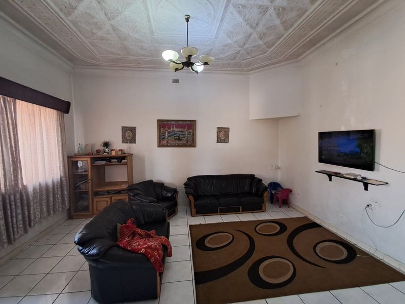 House For Sale in Judiths Paarl, Johannesburg - Photo 3