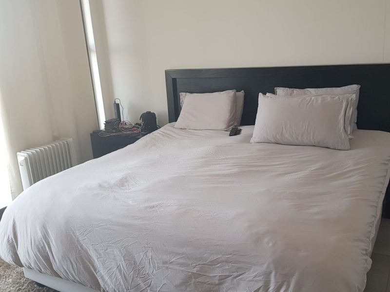 Modern 2 Bedroom, 2 Bathroom Apartment To Let in Bedfordview - Photo 7