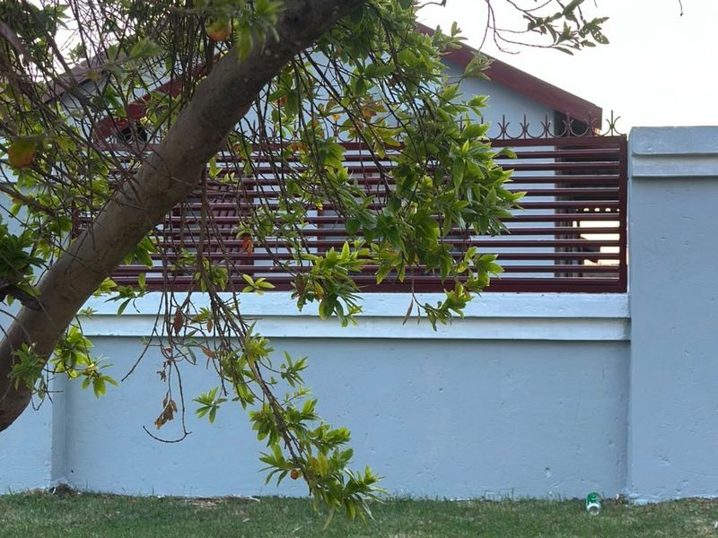 3 bedroom house For Sale in Elandspoort, Pretoria - Photo 1