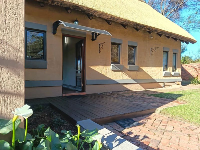 2 Bedroom Cottage To Rent in Mooikloof Equestrian Estate, Pretoria - Photo 3