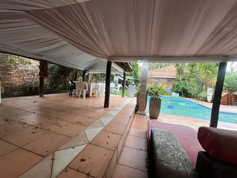 Bed And  Breakfast For Sale in Bedfordview - Photo 2