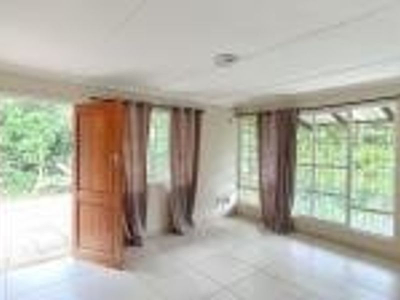 House For Sale in Escombe, Queensburgh, KwaZulu Natal - Photo 7