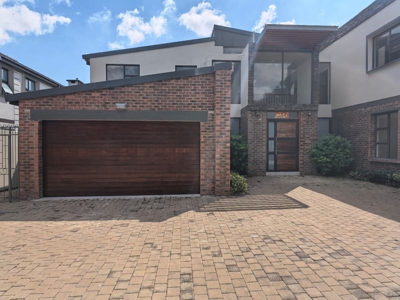 Morden Cluster For Sale in Bedfordview - Photo 2