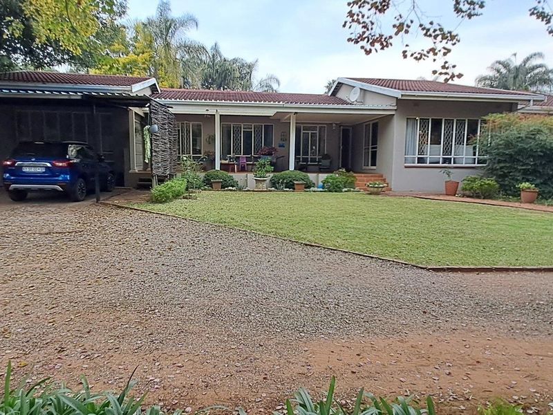 House For Sale in Lynnwood Glen, Pretoria - Photo 1