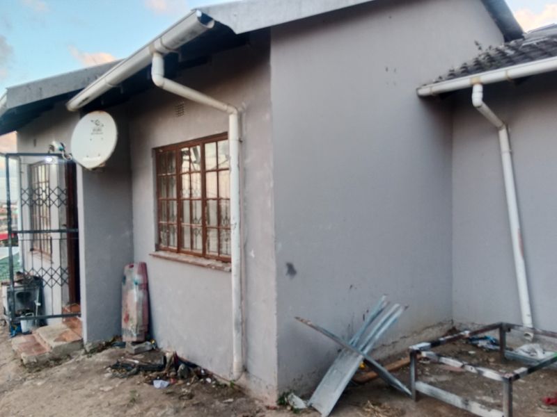 House For Sale in Lovu, Kingsburgh, KwaZulu Natal - Photo 2
