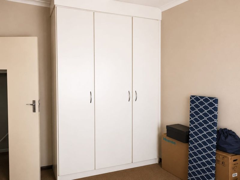 Neat 2 Bedroom Top Floor Apartment with Patio | Family-Friendly Complex | Brakpan - Photo 9
