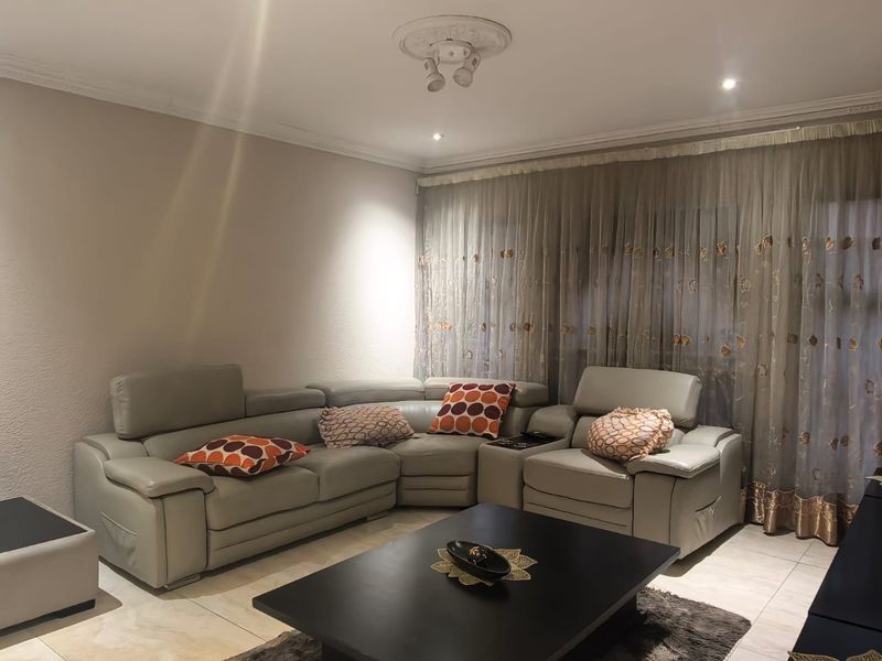 House For Sale in Mayberry Park, Alberton - Photo 8