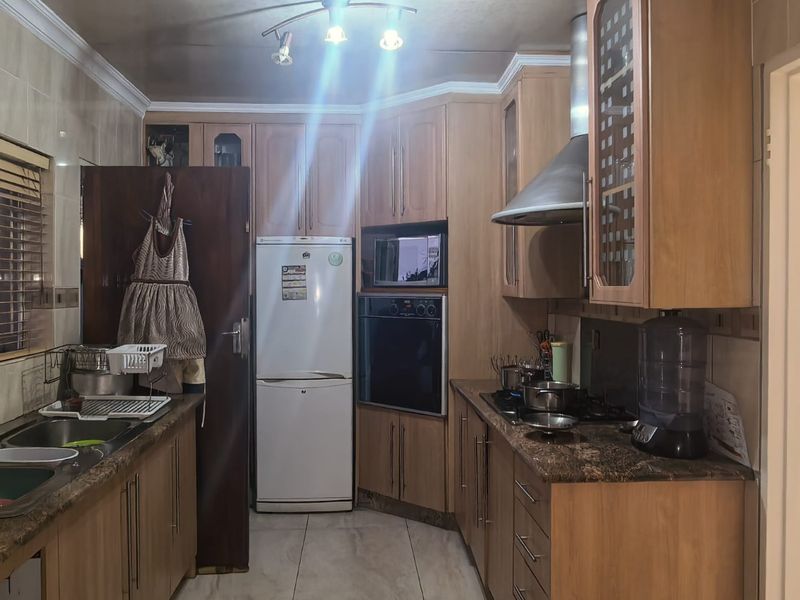 House For Sale in Mayberry Park, Alberton - Photo 9
