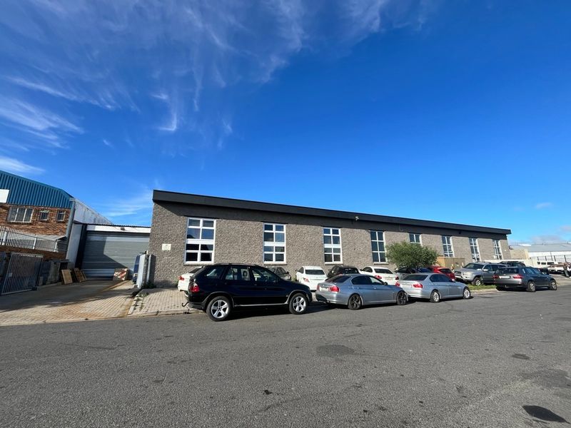Industrial Property For Sale in Killarney Gardens, Milnerton - Photo 3