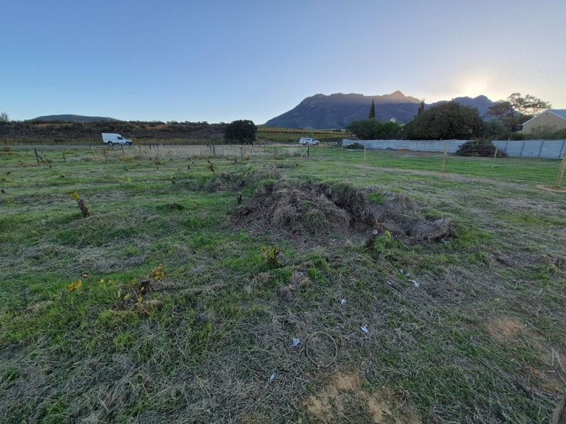 STUNNING STAND IN ICONIC RIEBEECK KASTEEL WITH SURROUNDING MOUNTAINOUS VIEWS AND UNLIMITED FRESH AIR - Photo 8