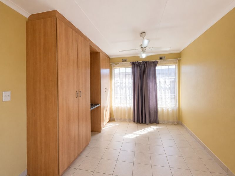 House To Rent in Clayville East, Clayville, Kempton Park - Photo 9