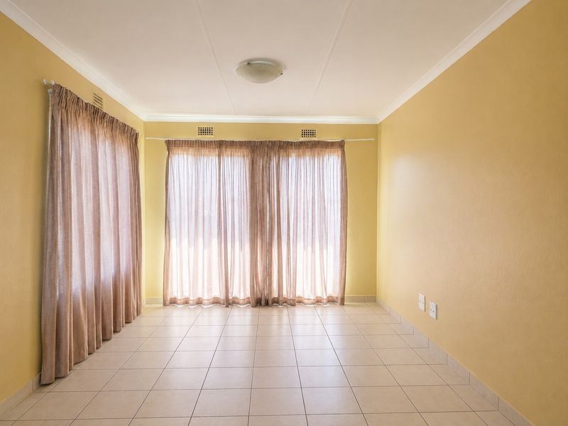 House To Rent in Clayville East, Clayville, Kempton Park - Photo 4