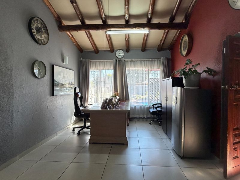 Stunning 4 Bedroom Home with a Flatlet For Sale in Brackendowns! - Photo 6