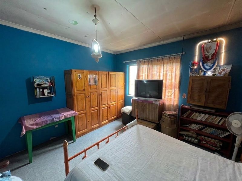 Face Brick Family Home on a Generous Erf with Endless Potential - Photo 6
