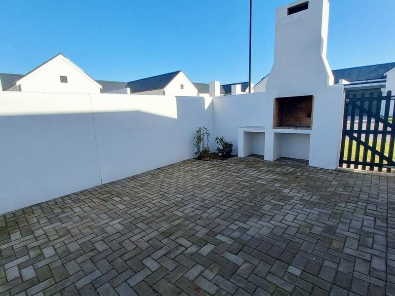 Modern 2-Bedroom Home to Rent in Secure Estate - Photo 7