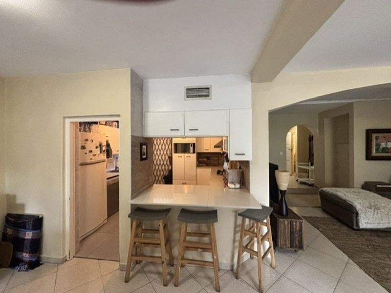 Apartment To Rent in Umhlanga Rocks, Umhlanga - Photo 5